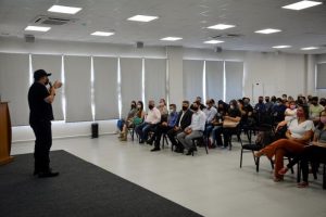 Fotos do programa de educação financeira em Foz do Iguaçu